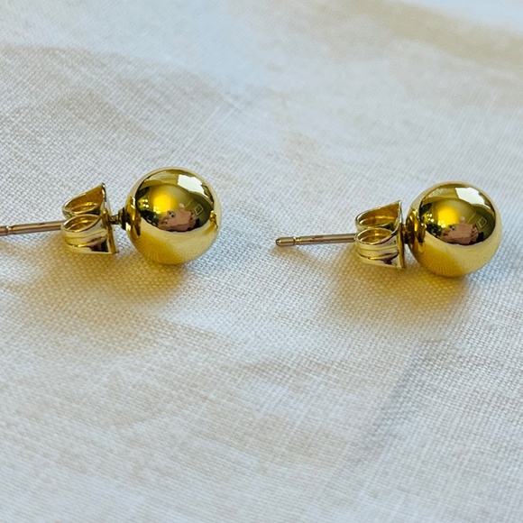 Ball Stud Earrings 18K Gold Plated 6mm - Picture 2 of 8
